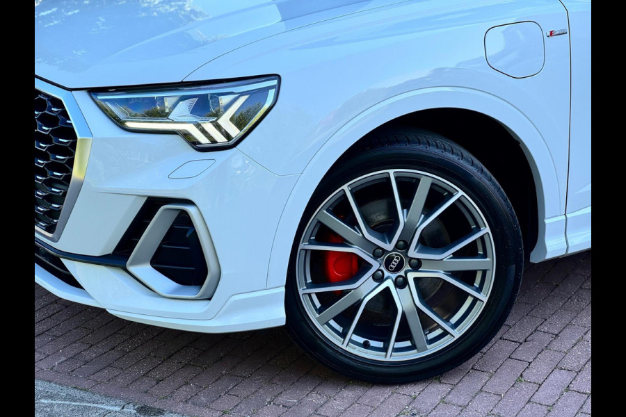 Audi Q3 Sportback 45 TFSI e S Edition Pano/Keyless/Matrix/Trekhaak