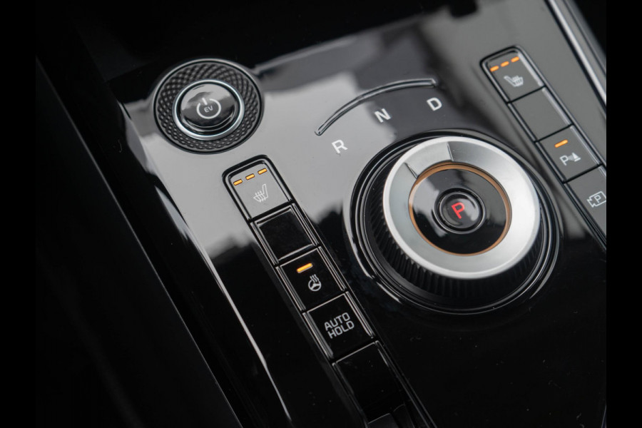 Kia Niro EV Light Advanced 64.8 kWh | OP VOORRAAD | SNEL LEVERBAAR | Navigatie | Carplay | Adapt. Cruise | Climate | Keyless | Camera