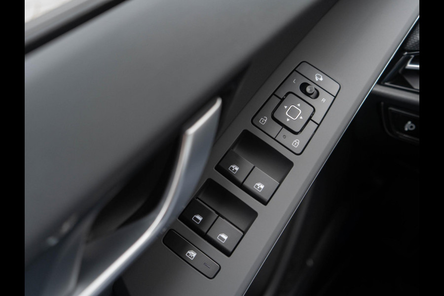 Kia Niro EV Light Advanced 64.8 kWh | OP VOORRAAD | SNEL LEVERBAAR | Navigatie | Carplay | Adapt. Cruise | Climate | Keyless | Camera