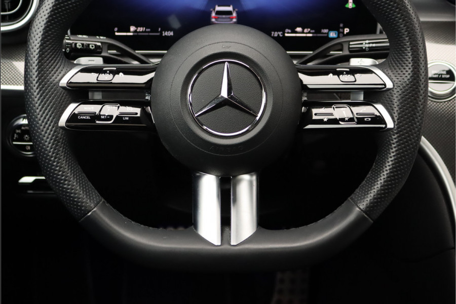 Mercedes-Benz C-Klasse Estate 300 e AMG Line Aut9 | Panoramadak | Trekhaak | Leder | Camera | Sfeerverlichting | Dodehoekassistent | Stoelverwarming | Advanced Sound System | High Perf. LED |