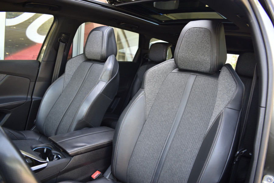 Peugeot 5008 1.6 e- GT-Line Automaat / Parkeerhulp / Carplay / 7-zits / Cruise  / LED