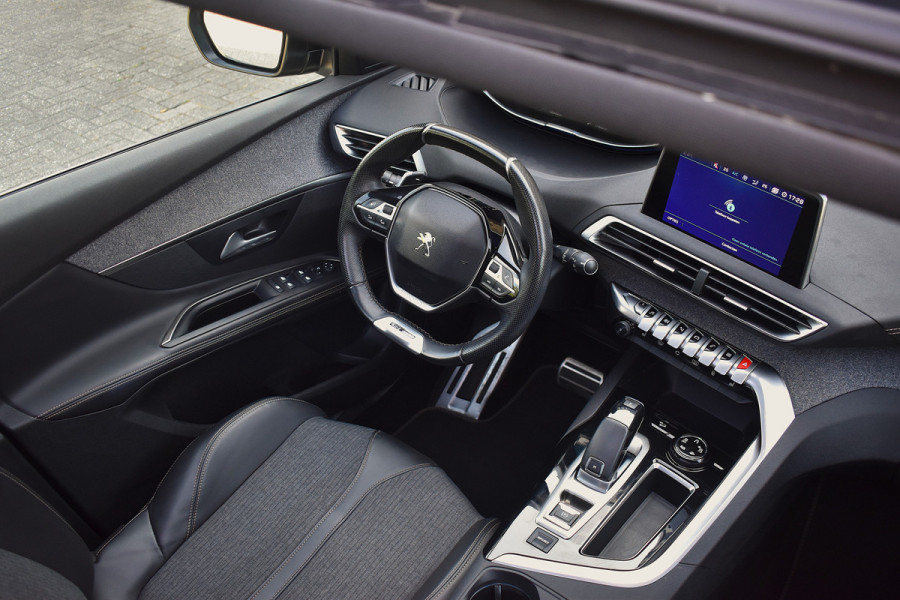 Peugeot 5008 1.6 e- GT-Line Automaat / Parkeerhulp / Carplay / 7-zits / Cruise  / LED