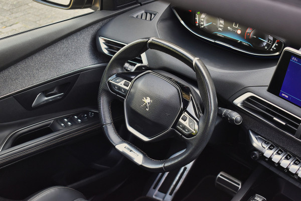 Peugeot 5008 1.6 e- GT-Line Automaat / Parkeerhulp / Carplay / 7-zits / Cruise  / LED