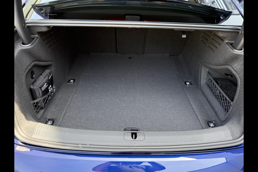 Audi A4 Limousine 2.0 TFSI | S line|Schaalstoel|Competition|Schuifd