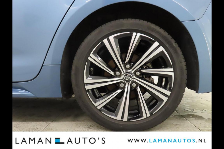 Toyota Corolla Touring Sports 2.0 Hybrid 184pk Business Plus | CarPlay Halfleder Trekhaak Parkeersensoren 17" LMV ECC LED ACC Camera Metallic | Hybrid Voorsch