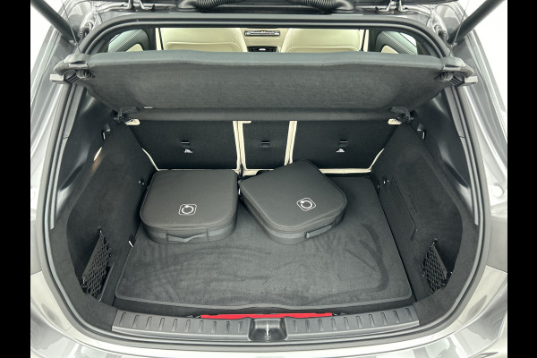 Mercedes-Benz GLA 250 e Business Solution Luxury | Trekhaak | Parkeerpakket met 360°-camera | EASY PACK achterklep | Dodehoekassistent | GUARD 360 ° Vehicle protection Plus | Spiegelpakket | Zitcomfortpakket | USB-pakket plus |