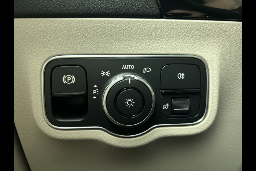 Mercedes-Benz GLA 250 e Business Solution Luxury | Trekhaak | Parkeerpakket met 360°-camera | EASY PACK achterklep | Dodehoekassistent | GUARD 360 ° Vehicle protection Plus | Spiegelpakket | Zitcomfortpakket | USB-pakket plus |