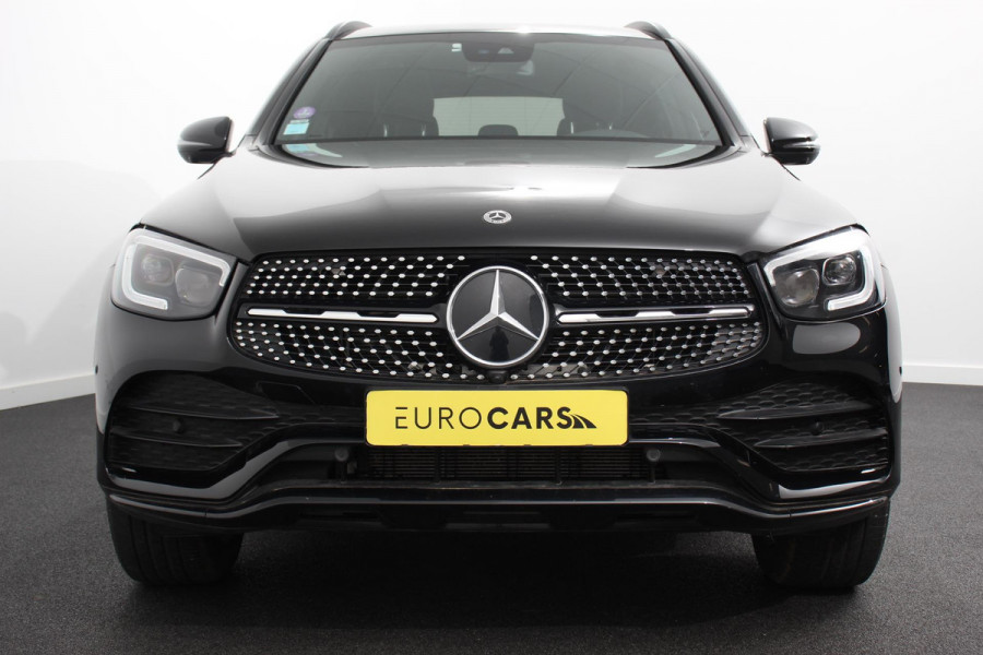 Mercedes-Benz GLC 300e 4MATIC 9G-tronic AMG Line Navigatie Cruise Control Parkeersensoren Stoelverwarming Panorama dak Matrix LED-koplampen Virtual Cockpit Surround-systeem Burmester Inductielader