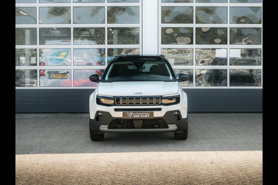 Jeep Avenger Summit 54 kWh | Schuif/Kanteldak | Leder&Winter Pack | Warmtepomp | Info&Convenience Pack | Full Operational Lease € 599,-