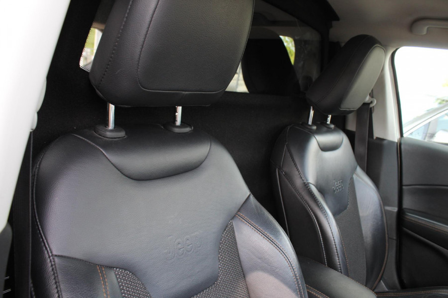 Jeep Compass VAN J2MN1A BEDRIJFSWAGEN AUTOMAAT 4wd 1e eig, BOMVOL OPTIES multimedia