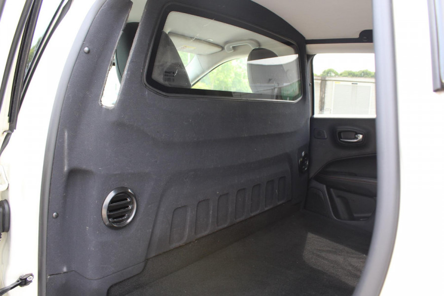 Jeep Compass VAN J2MN1A BEDRIJFSWAGEN AUTOMAAT 4wd 1e eig, BOMVOL OPTIES multimedia