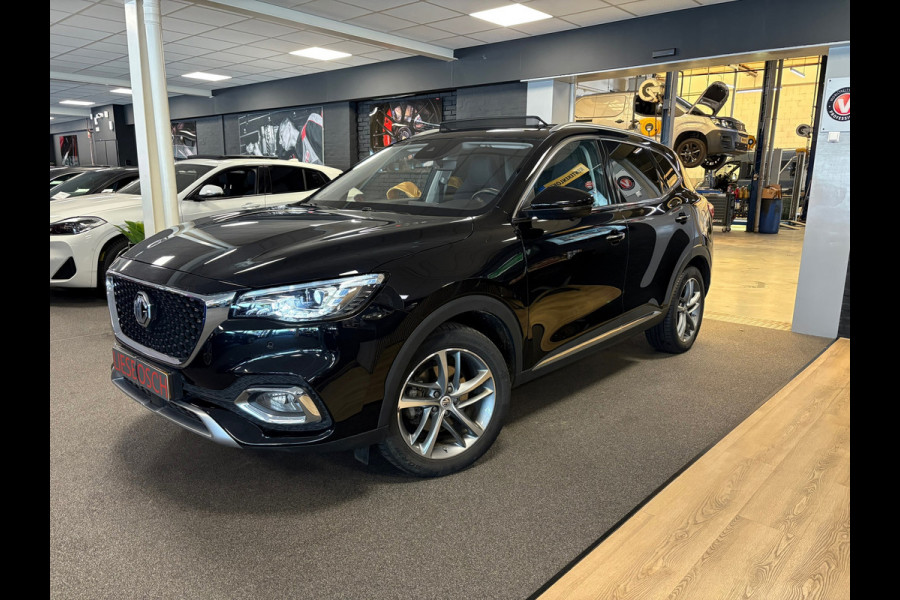 MG EHS 1.5 TGDI Luxury PHEV / automaat / 360camera / Leder/ carplay / Panorama-dak