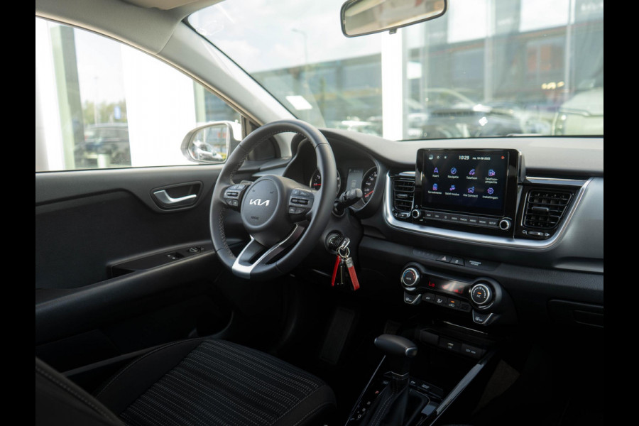 Kia Stonic 1.0 T-GDi MHEV DynamicLine | Climate control | Navigatie | Nederlandse Dealer onderhouden auto |