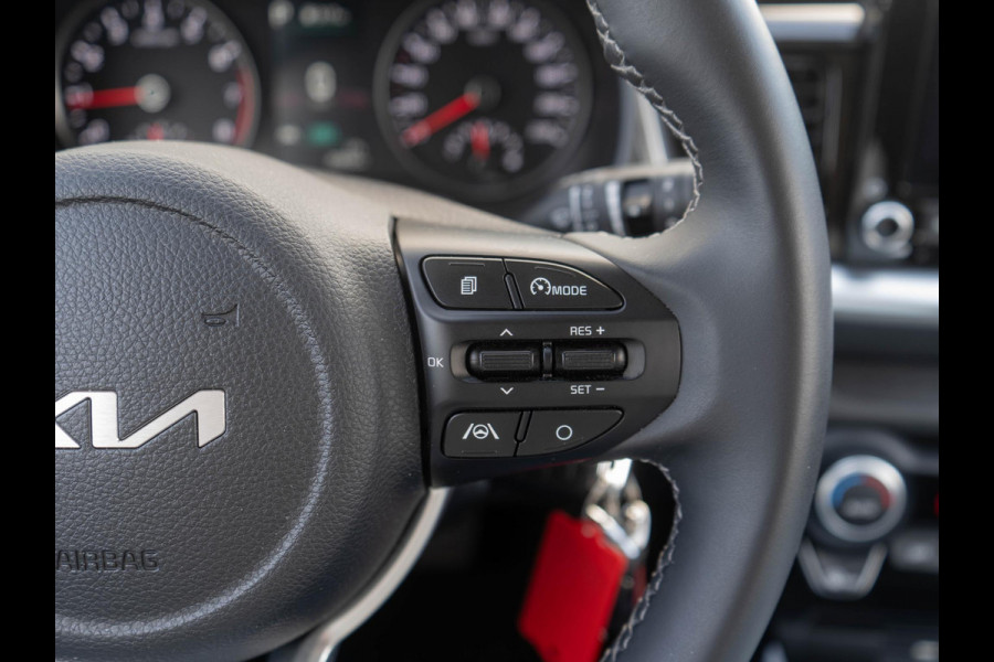 Kia Stonic 1.0 T-GDi MHEV DynamicLine | Climate control | Navigatie | Nederlandse Dealer onderhouden auto |