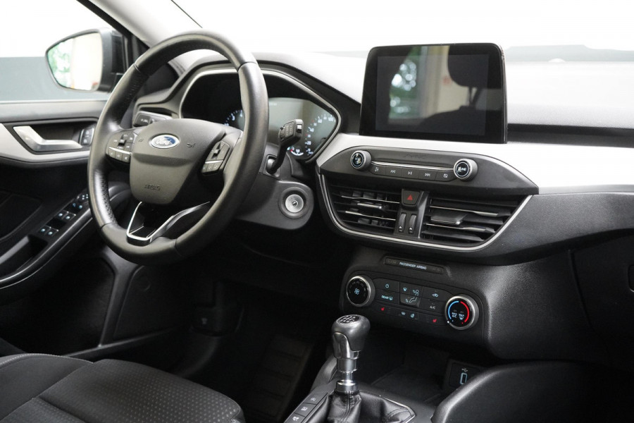 Ford FOCUS Wagon 1.0 EcoBoost Trend Edition Business | Navigatie | Stoelverwarming | Stuurverwarming |