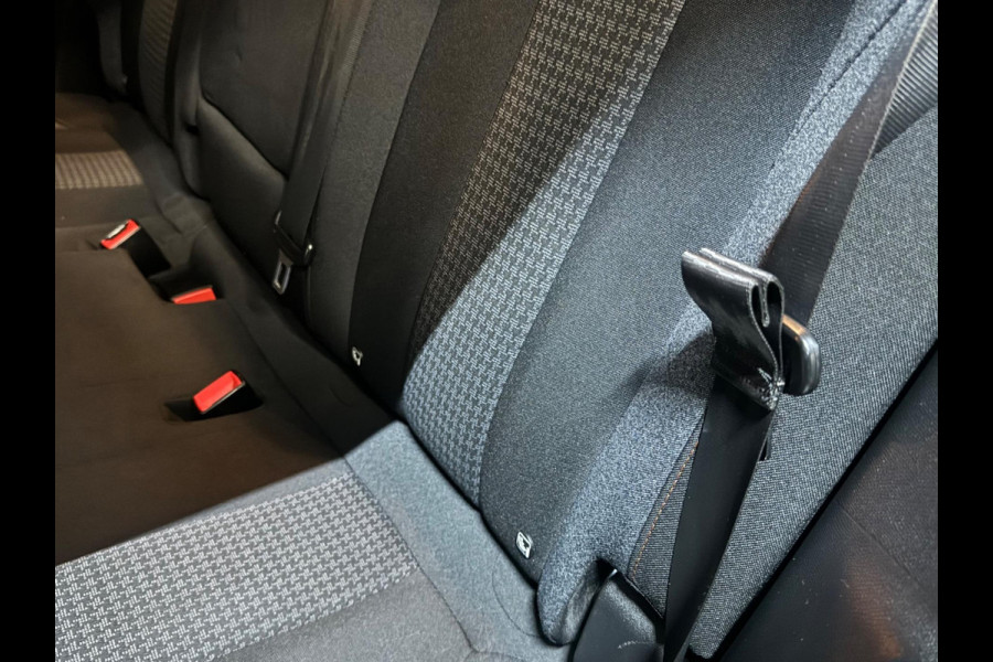 Peugeot 3008 1.2 PureTech Blue Lease Executive Garantie NAP CarPlay 360 Camera PDC Lane Led Cruise Clima Navi Rijklaar