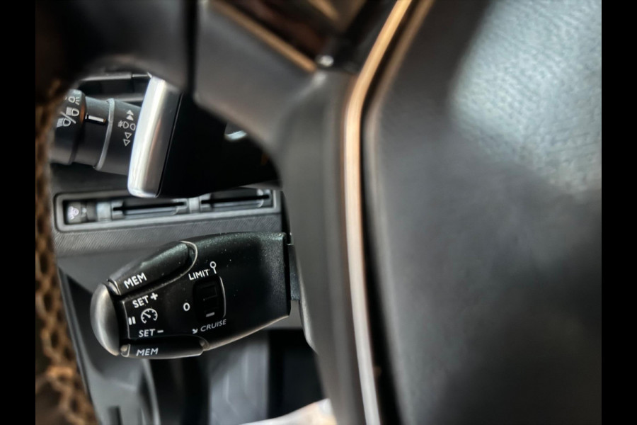 Peugeot 3008 1.2 PureTech Blue Lease Executive Garantie NAP CarPlay 360 Camera PDC Lane Led Cruise Clima Navi Rijklaar