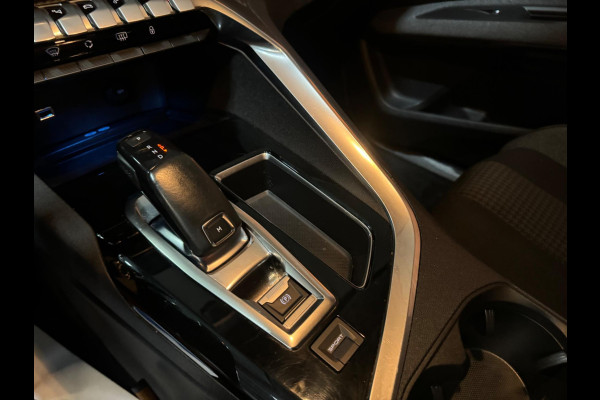 Peugeot 3008 1.2 PureTech Blue Lease Executive Garantie NAP CarPlay 360 Camera PDC Lane Led Cruise Clima Navi Rijklaar
