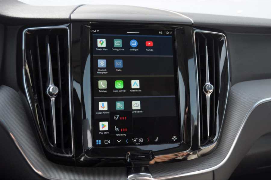Volvo XC60 T6 350PK Automaat AWD Plus Dark Long range / Trekhaak /Adaptieve cruise control / Panoramadak / Apple carplay / Parkeersensoren met 360 camera / Elektrische achterklep / Elektrische stoelen met geheugen / Stoel en stuurwielverwarming