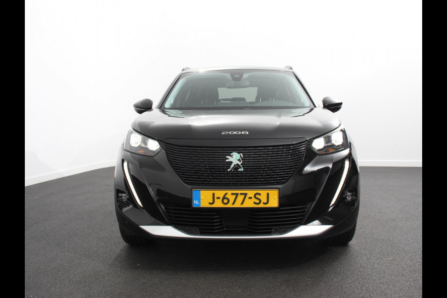 Peugeot e-2008 EV Allure 50 kWh Climate control Navigatie Cruise control LED Parkeersensoren voor + achter Apple Carplay/ Android Auto