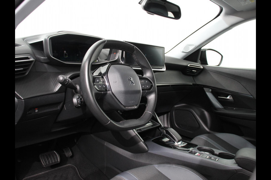 Peugeot e-2008 EV Allure 50 kWh Climate control Navigatie Cruise control LED Parkeersensoren voor + achter Apple Carplay/ Android Auto