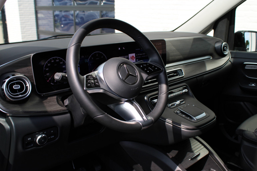 Mercedes-Benz V-Klasse 300d / XXL / DC / 4-matic / 2x Elec Schuifd / 360 Camera / Vol Opties / NIEUWSTAAT