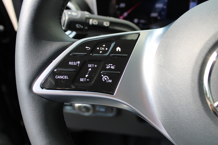 Mercedes-Benz V-Klasse 300d / XXL / DC / 4-matic / 2x Elec Schuifd / 360 Camera / Vol Opties / NIEUWSTAAT
