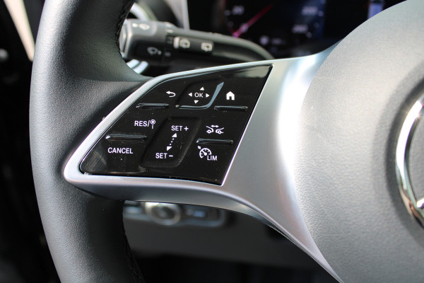 Mercedes-Benz V-Klasse 300d / XXL / DC / 4-matic / 2x Elec Schuifd / 360 Camera / Vol Opties / NIEUWSTAAT