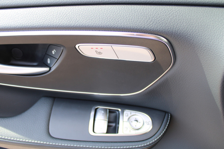 Mercedes-Benz V-Klasse 300d / XXL / DC / 4-matic / 2x Elec Schuifd / 360 Camera / Vol Opties / NIEUWSTAAT
