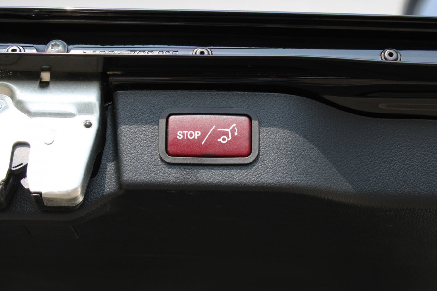 Mercedes-Benz V-Klasse 300d / XXL / DC / 4-matic / 2x Elec Schuifd / 360 Camera / Vol Opties / NIEUWSTAAT