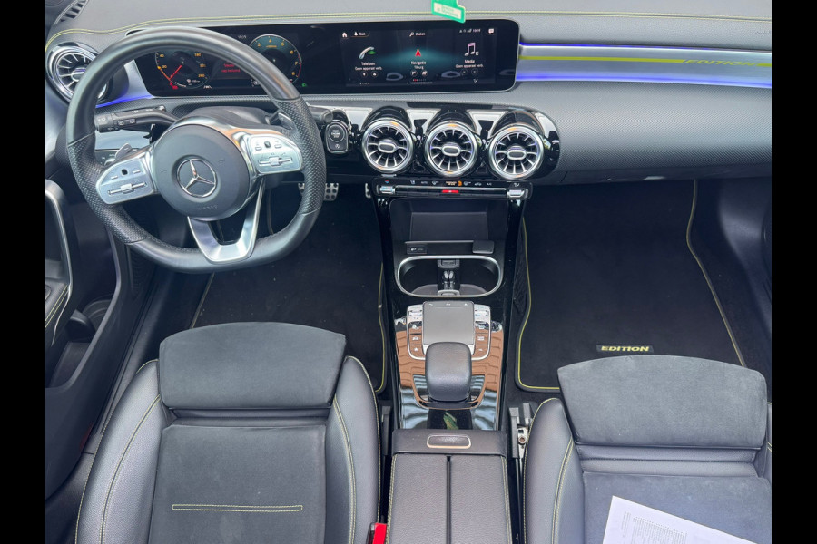 Mercedes-Benz A-Klasse 250 AMG Edition 1 Panoramadak .