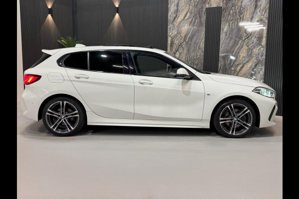 BMW 1-serie 118i M-pack |PANO|SFEER|ALCANTARA|MEMORY