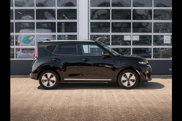 Kia e-Soul DynamicLine 64 kWh | Navi| Camera | Clima | LED | CarPlay |