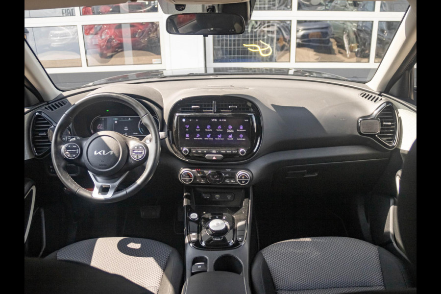 Kia e-Soul DynamicLine 64 kWh | Navi| Camera | Clima | LED | CarPlay |