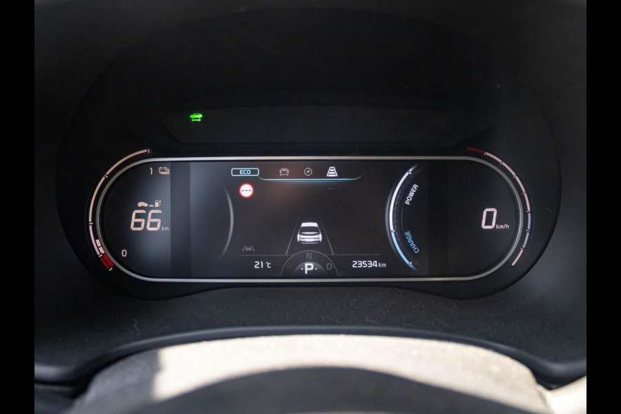 Kia e-Soul DynamicLine 64 kWh | Navi| Camera | Clima | LED | CarPlay |