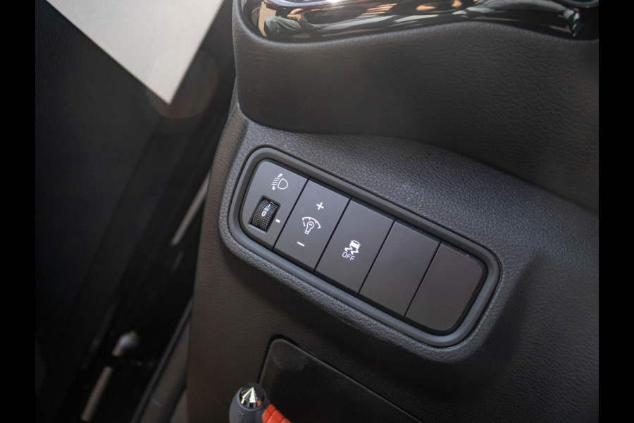 Kia e-Soul DynamicLine 64 kWh | Navi| Camera | Clima | LED | CarPlay |