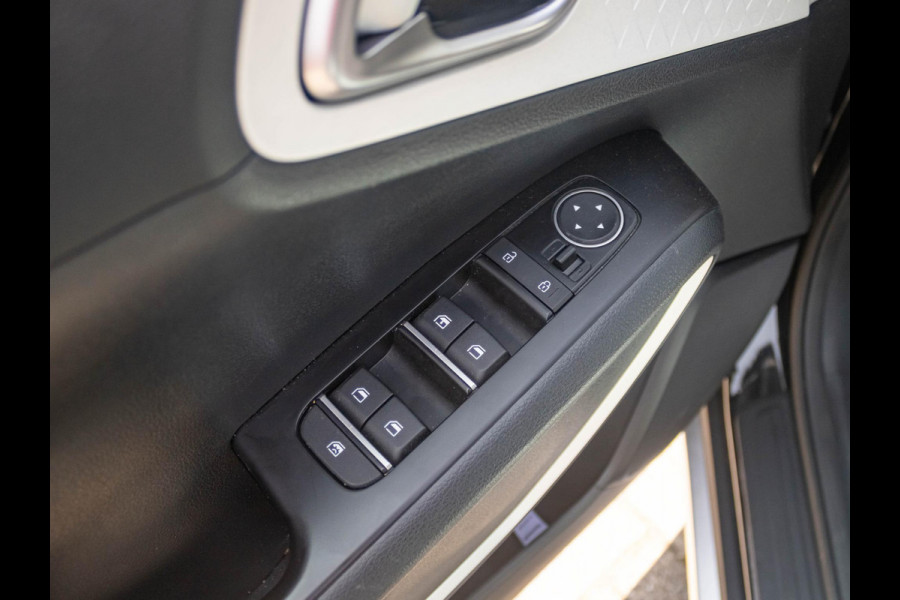 Kia e-Soul DynamicLine 64 kWh | Navi| Camera | Clima | LED | CarPlay |