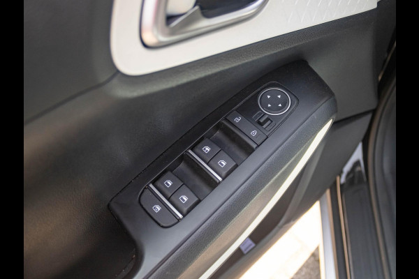 Kia e-Soul DynamicLine 64 kWh | Navi| Camera | Clima | LED | CarPlay |