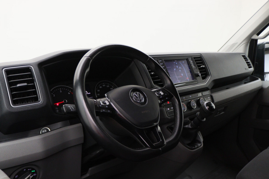 Volkswagen Crafter 30 2.0 TDI L3H3 177 PK 3-Zits, Camera, LED, Cruise, Apple Carplay, Airco, DAB, PDC, Trekhaak