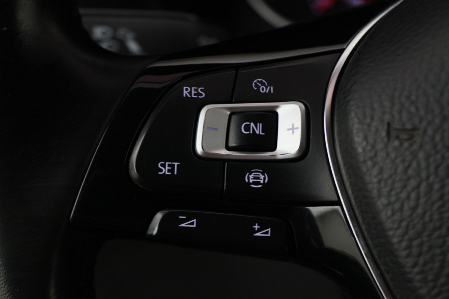 Volkswagen Crafter 30 2.0 TDI L3H3 177 PK 3-Zits, Camera, LED, Cruise, Apple Carplay, Airco, DAB, PDC, Trekhaak