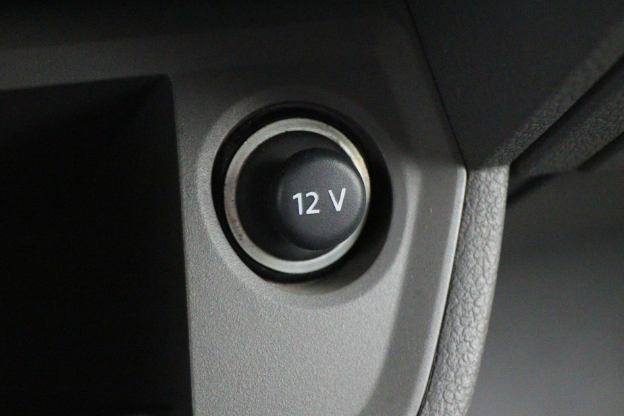 Volkswagen Crafter 30 2.0 TDI L3H3 177 PK 3-Zits, Camera, LED, Cruise, Apple Carplay, Airco, DAB, PDC, Trekhaak