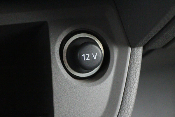 Volkswagen Crafter 30 2.0 TDI L3H3 177 PK 3-Zits, Camera, LED, Cruise, Apple Carplay, Airco, DAB, PDC, Trekhaak
