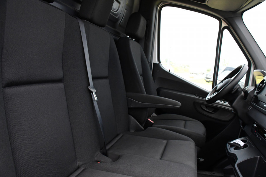 Mercedes-Benz Sprinter 315 1.9 CDI RDW L2H2 PB Edition Cameram, Carplay, Sensoren, Dodehoek, 150PK, Automaat, Multimedia, Uniek!