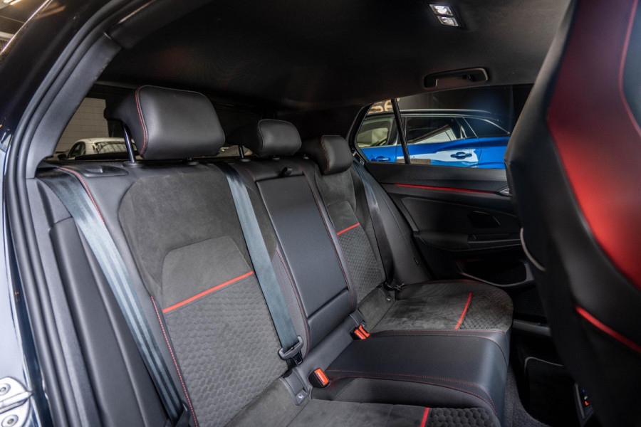 Volkswagen Golf 2.0 TSI GTI Clubsport | Pano | H&K | HUD | ACC