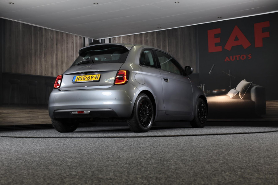 Fiat 500 42 kWh / AUT / Navi / Cruise Control / Camera / Dode Hoek Detectie / Led / Pdc