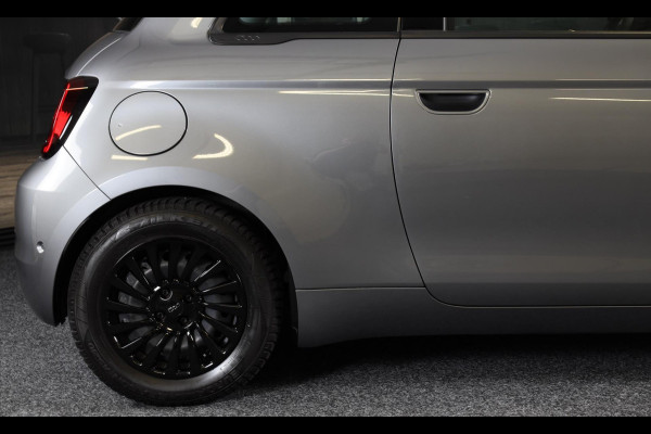 Fiat 500 42 kWh / AUT / Navi / Cruise Control / Camera / Dode Hoek Detectie / Led / Pdc