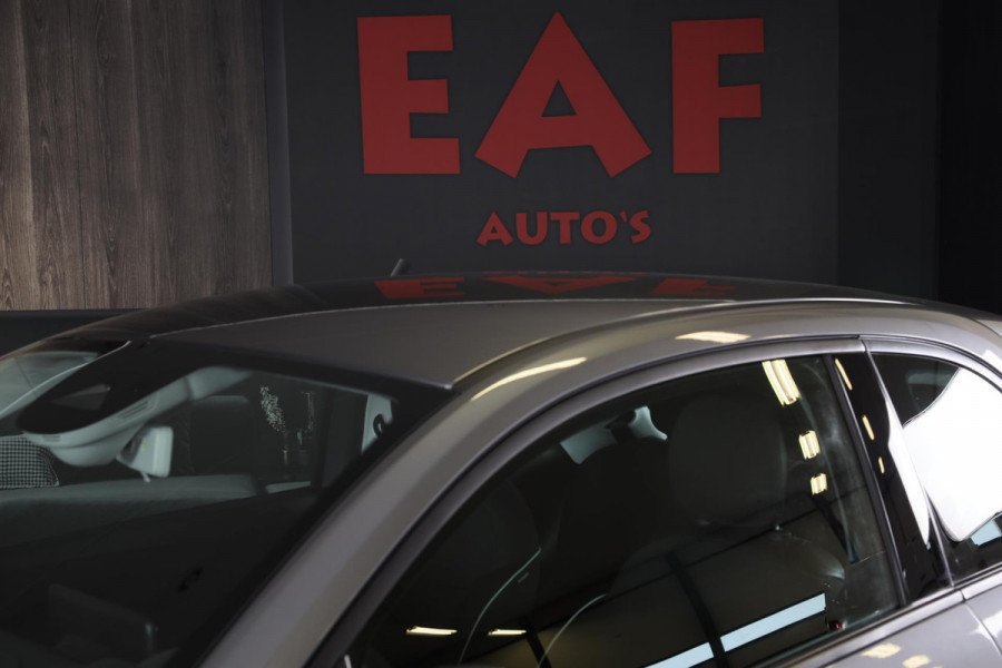 Fiat 500 42 kWh / AUT / Navi / Cruise Control / Camera / Dode Hoek Detectie / Led / Pdc