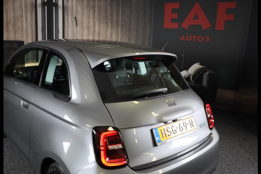 Fiat 500 42 kWh / AUT / Navi / Cruise Control / Camera / Dode Hoek Detectie / Led / Pdc