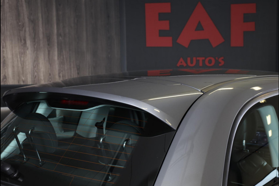 Fiat 500 42 kWh / AUT / Navi / Cruise Control / Camera / Dode Hoek Detectie / Led / Pdc