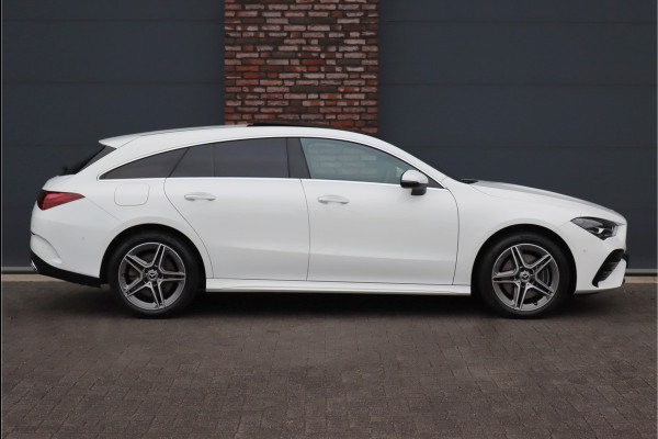 Mercedes-Benz CLA-Klasse Shooting Brake 250 e AMG Line Aut8 | Facelift | Panoramadak | Distronic | Keyless Go | Widescreen | Verwarmd Stuurwiel | Sfeerverlichting | Dodehoekassistent | Camera |